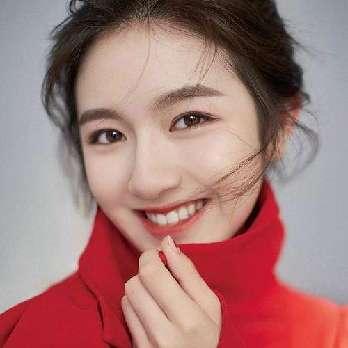 李兰迪是属于什么脸型