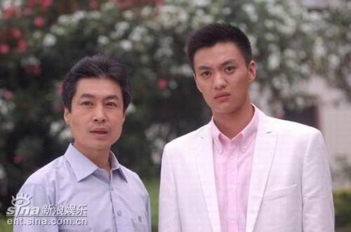 周一围在红色中扮演谁
