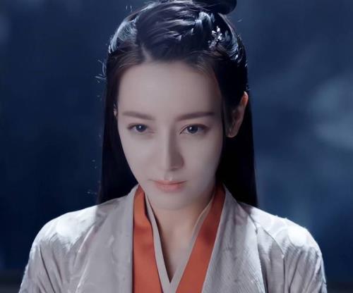 与君初相识王一菲扮演谁