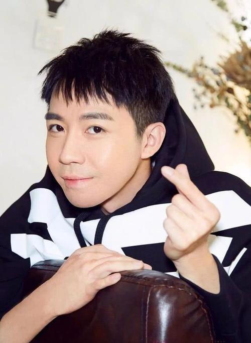 俞灏明怎么念