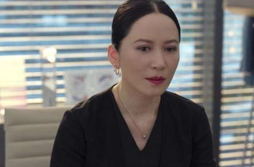 温峥嵘和俞飞鸿是一个人吗