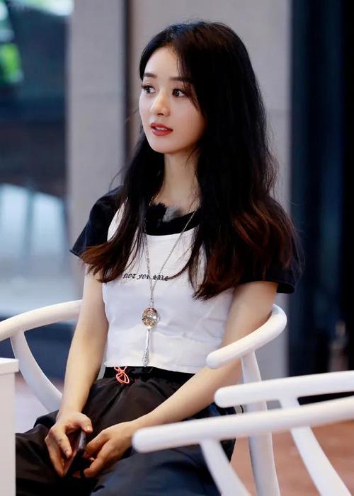杨幂和赵丽颖谁身材好
