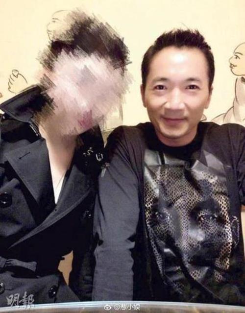 邹兆龙和邹世龙是同一个人么