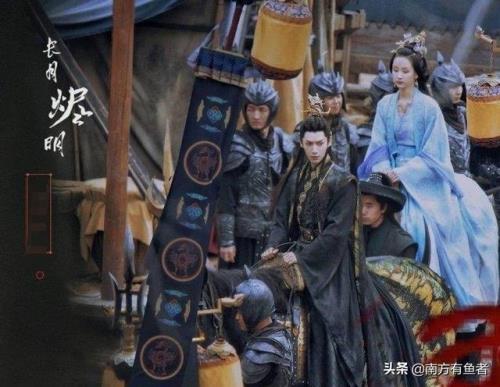 长月烬明水神在什么时候出现