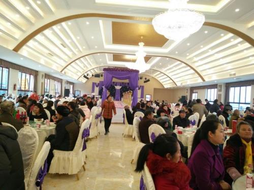 酒楼一个月能接到几单婚礼宴席