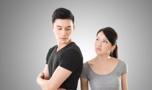 离婚后女方诽谤男方如何处理