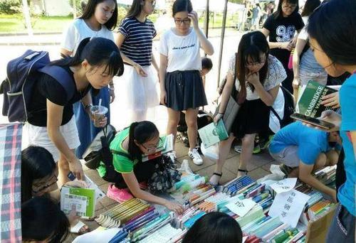 大学生摆摊卖什么最合适