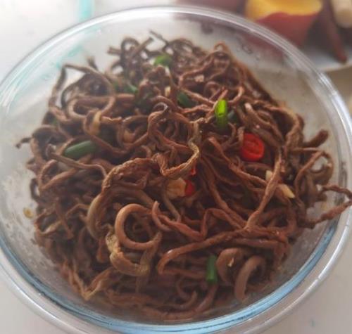 薇菜可以烧牛肉火锅吗