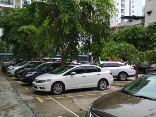 海口哪里有地下停车场包月的