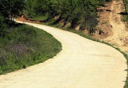 农村每家每户都有道路出行权吗
