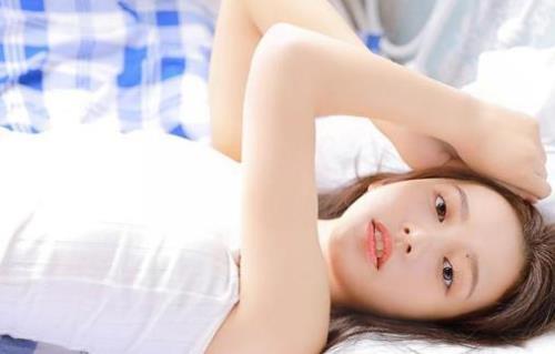 形容女孩子叫哥哥的