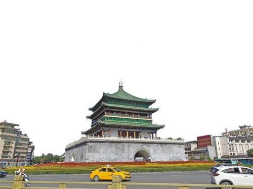 西安钟楼到明城墙怎么走