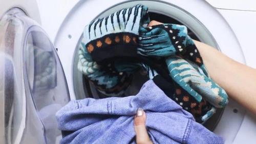 如何去掉衣服上起的毛毛