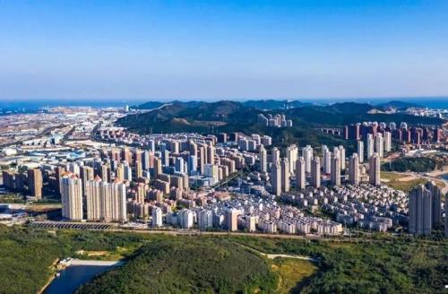 大连经济靠什么