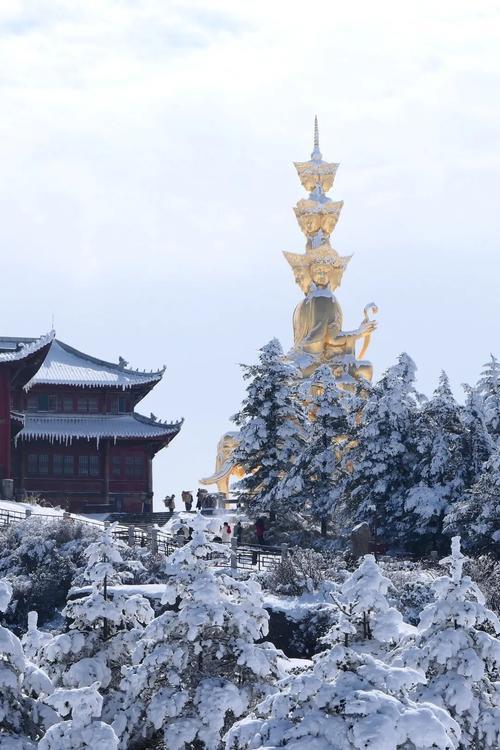 峨眉山几月可以看雪景啊