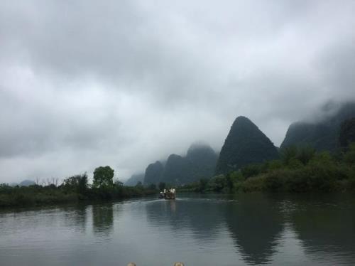 桂林的天气现在适合穿什么衣服