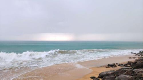 海水渐渐漫上来的意思