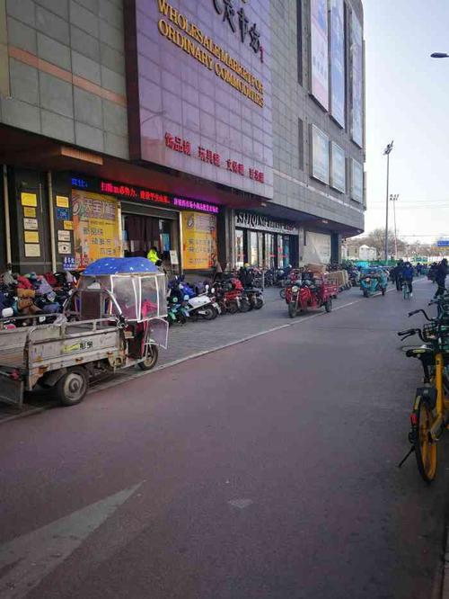济南东门小商品市场营业时间