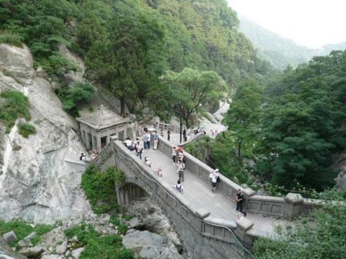 岱岳区哪里有好玩的地方