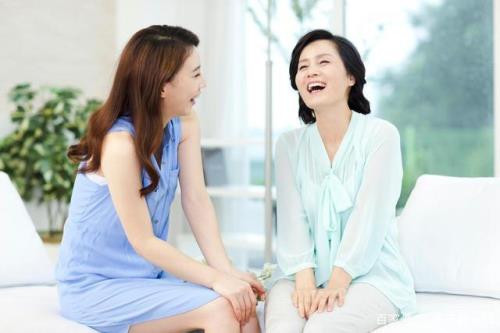 女方父母第一次见亲家带什么