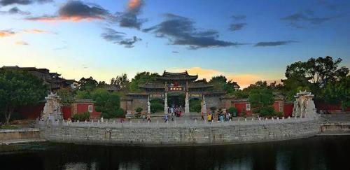 建水县属于哪个市