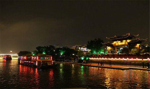 扬州哪些适合晚上玩的地方