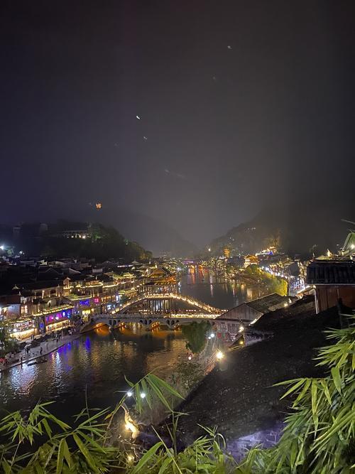凤凰古城观看夜景最佳位置