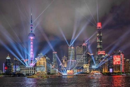 外滩平时什么时候开灯