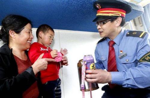 孩子坐火车需要证件吗