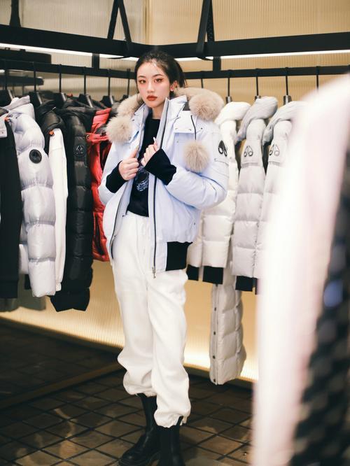 请问南京人冬天都穿什么衣服