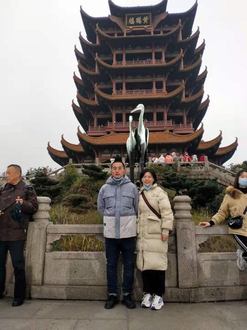 游黄鹤楼发朋友圈句子
