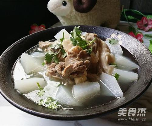压力锅羊骨汤的家常做法