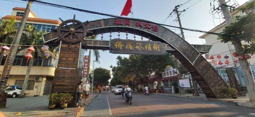 侨港风情街哪家海鲜好吃