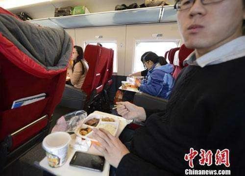 坐高铁把东西落车上了怎么办