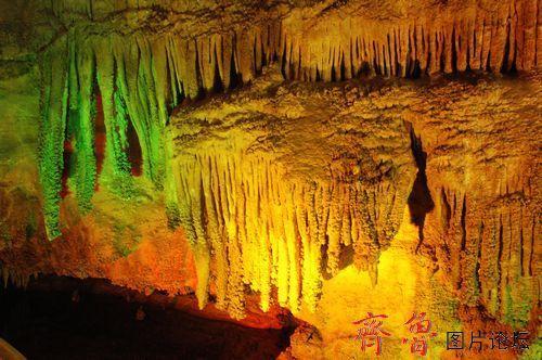 鲁山溶洞群景区