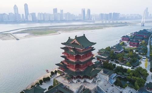 空中滕王阁对外开放吗
