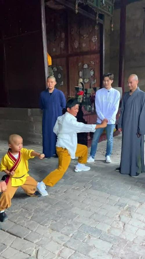 王宝强在少林寺的师父