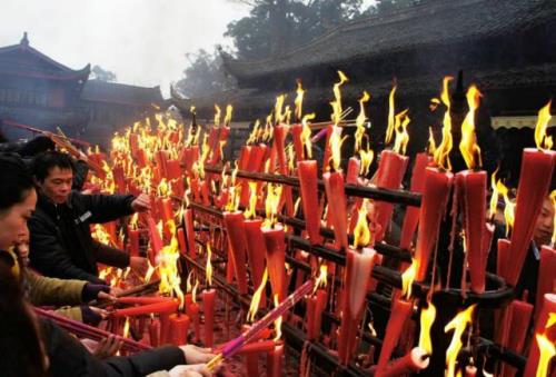 烧香祈福词句简短精辟