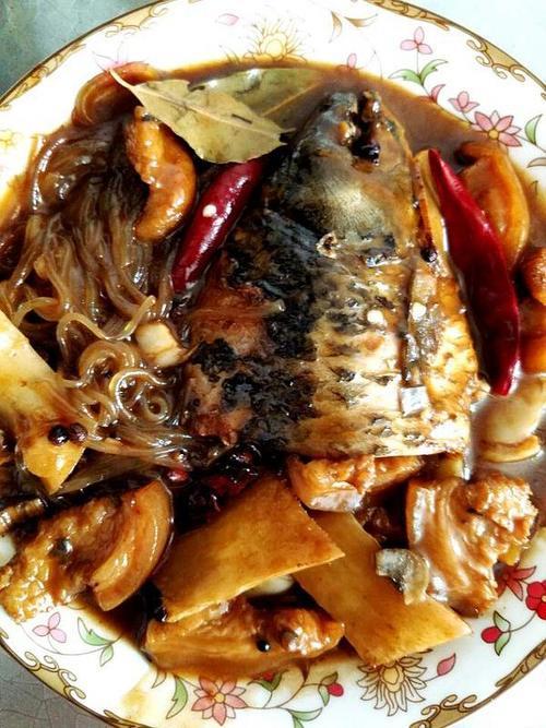 鱼头泡饼什么菜系