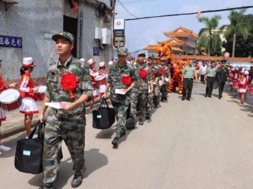 为什么拒服兵役后果那么严重