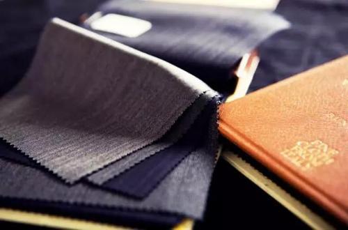 羊毛西装怎么洗和保养