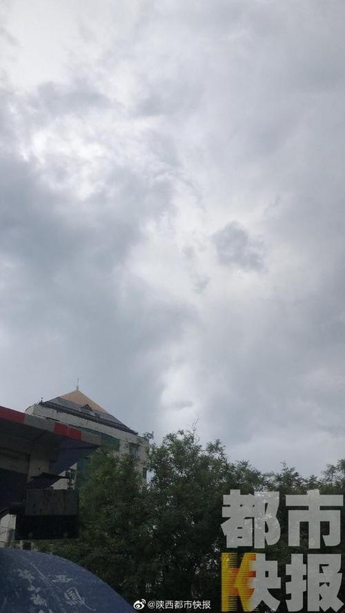西安连续下雨两个月正常吗