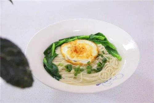 一碗长寿面佳句