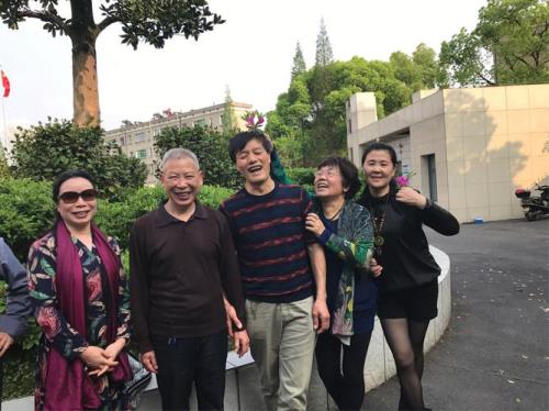 喜事相聚七绝