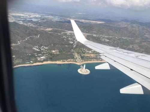 去三亚到哪个机场下