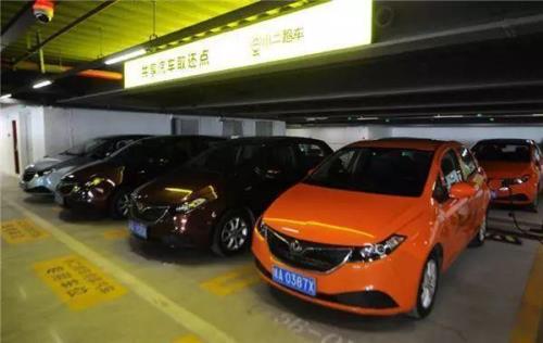 成都东站送人怎么停车