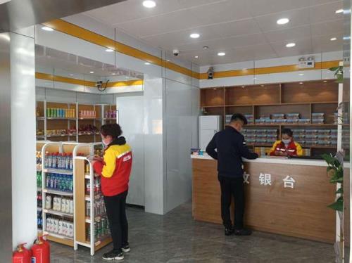 24小时便利店工作累吗