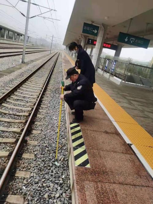高铁被扣东西还能拿回来吗