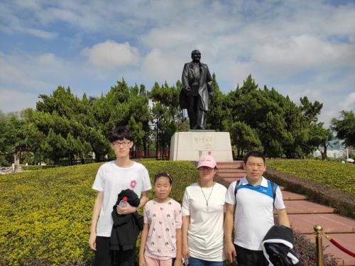 深圳莲花山公园需要预约吗