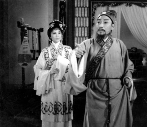 秦怀玉和史梅秀结局
